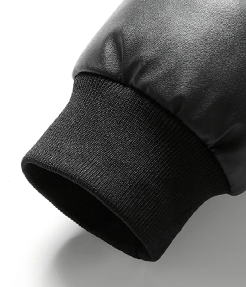 Jaqueta Masculina Puffer de Couro com Gola de Pelúcia
