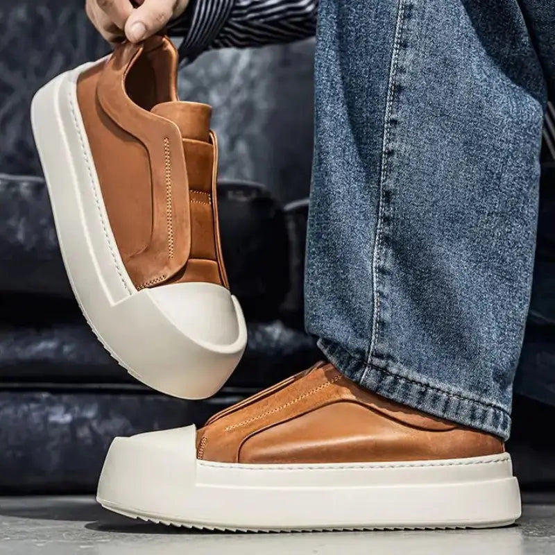 Tênis Slip-On Masculino Casual Plataforma Sola Alta Tratorada Couro Block